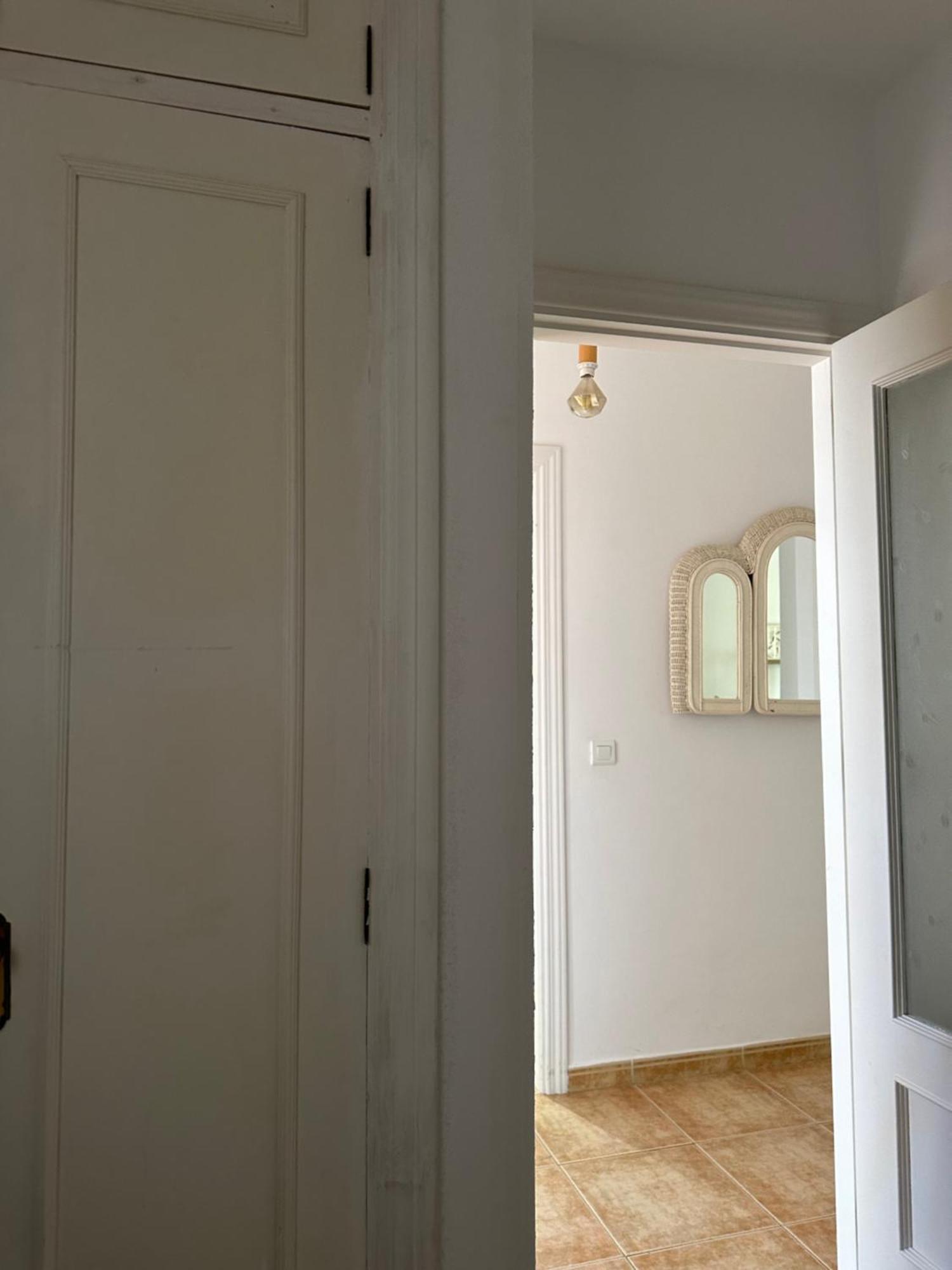 Tiyoweh Apartment Nerja Luaran gambar